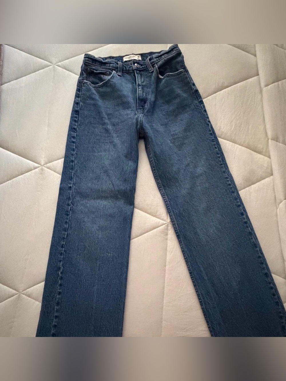Abercrombie & Fitch 90s Relaxed Fit Jeans - Picture 3 of 6
